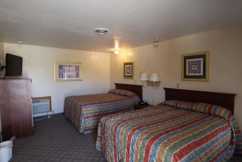 Trails End Motel Sheridan Eksteriør billede