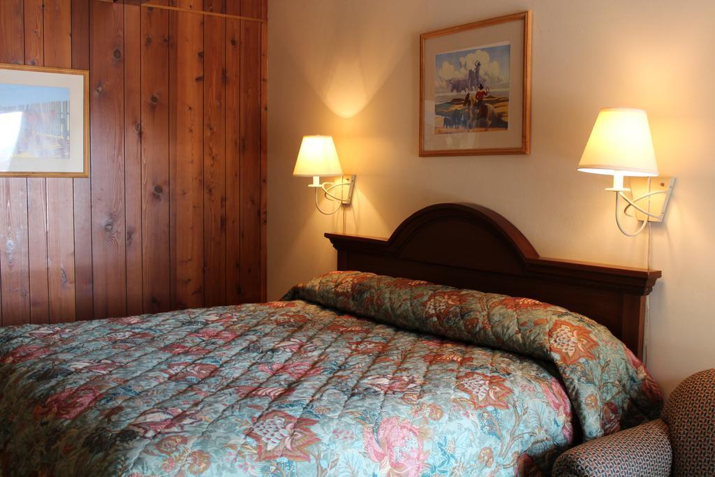 Trails End Motel Sheridan Eksteriør billede